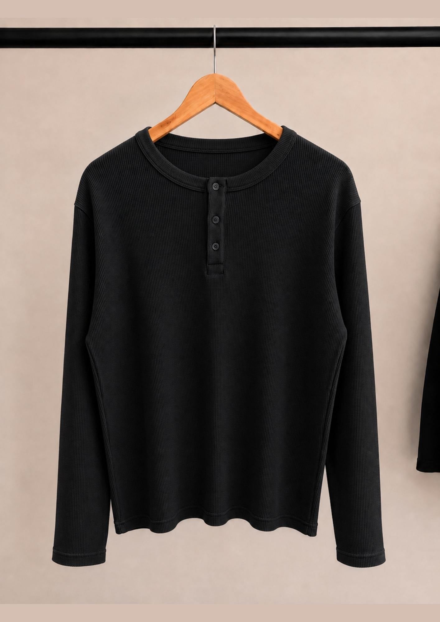 BLACK WAFFLE HENLEY