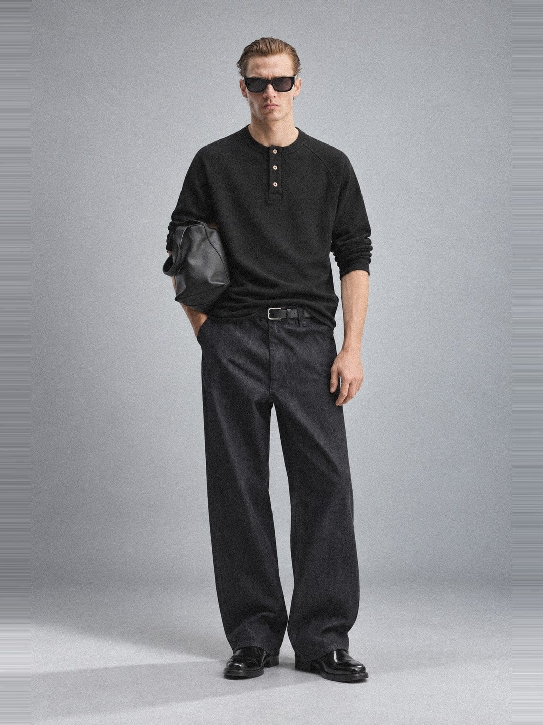 BLACK WAFFLE HENLEY