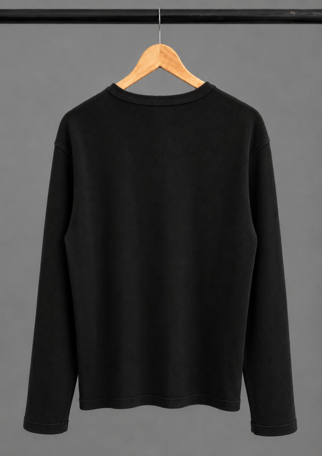 BLACK WAFFLE HENLEY
